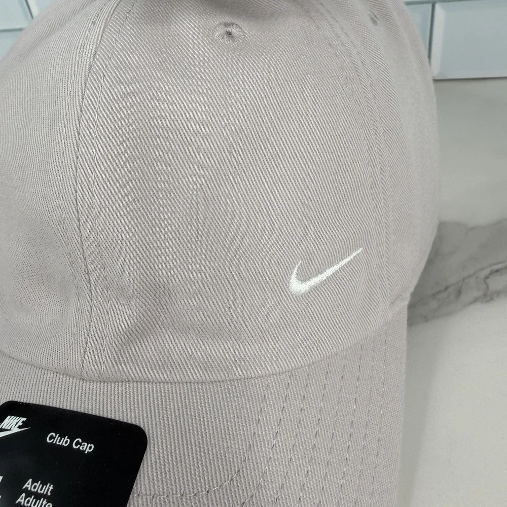 Nike Hat Cap Strap Back Mens L/XL Light Purple Club Cap Swoosh Unisex Golf
